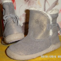 Замшевые сапожки с напылением Noel - 22 р.