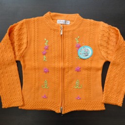 Очень теплые и красивые кофты для девочек