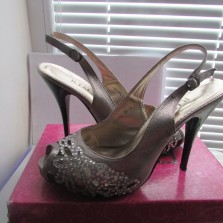 Босоножки летние