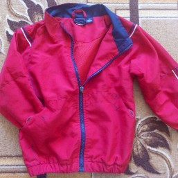 куртки-ветровка-кофта