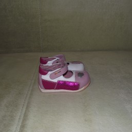 Продаю туфельки