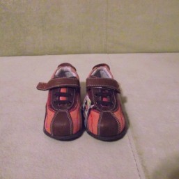 Продаю туфельки