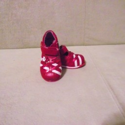 Продаю туфельки