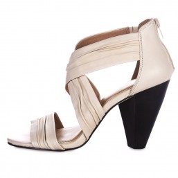 Босоножки американского бренда Vince Camuto Кожа