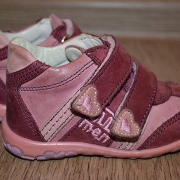 Отличные ботиночки Minimen