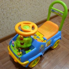 Чудомобиль толокар Kiddieland Киддиленд Прятки с Винни Пухом