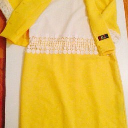 Стильное платье