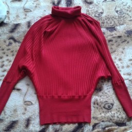 Свитер женский с рукавом 