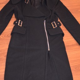 Шикарные пальто и плащи новые и бу