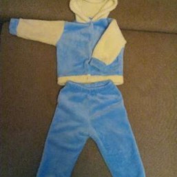 Костюмчик