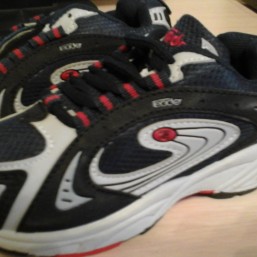 кроссовки на мальчика