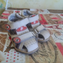 Босоножки Калори 19 размер  кожа (ортопед.)