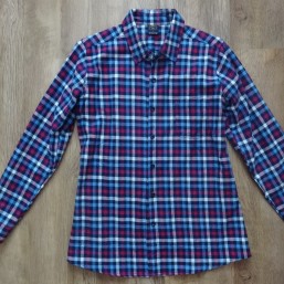 Модная рубашка в клетку