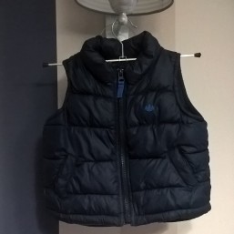 жилетка на мальчика old navy