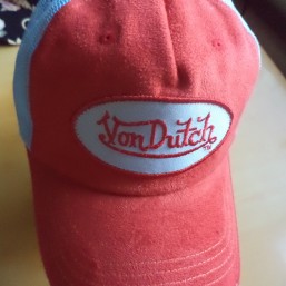 бейсболка с сеткой -тракер -красный