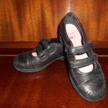 Туфельки в школу