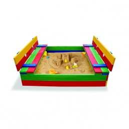 Песочница из дерева с лавочками и крышкой