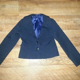 Школьная форма для девочки: пиджак, сарафан, брюки