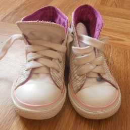 Симпатичная обувь для ваших деток