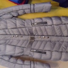 Женский зимний пуховик фирмы Snow Beaty 38 размера 