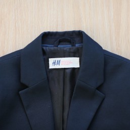 Школьный костюм для первоклассника H&M, р. 122