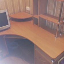 Компьютерный стол