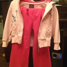 Спортивный костюм для девочки 