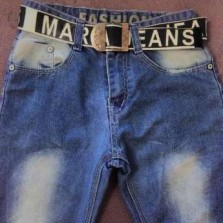 Джинсы на мальчика( легкие)10-11лет