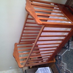 детская деревянная кроватка