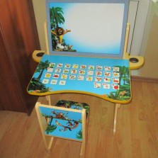 Продаю детский стол-парту со стулом и доской