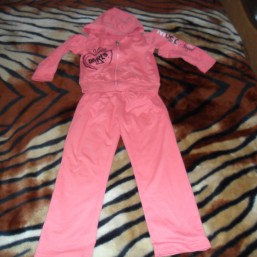 спортивный костюм