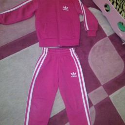 спортивный утепленный костюм на девочку