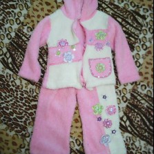 Нарядный спортивный костюм на 1,5-2 года