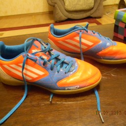 Кроссовки футзалки 36р, ст. 22, 5 см