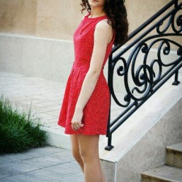 НИКОЛАЕВ! ГОРОД НИКОЛАЕВ!  Красавицы! Красиво платье для вас! Внимание!