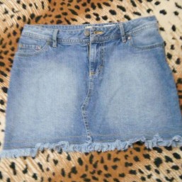 Джинсовая мини юбка