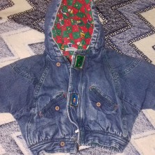 Курточка ,на мальчика,очень тёплая 