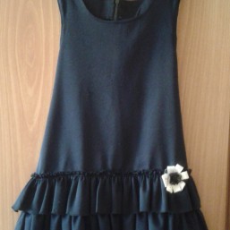 Школьный сарафан.