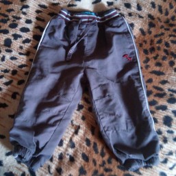 Спортивные штаны на малыша