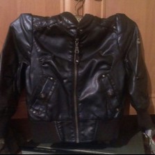 Продаю классную куртку для модной принцессы.