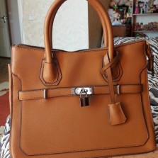 Стильная модная сумочка.