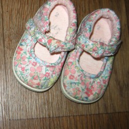 Босоножки Next 