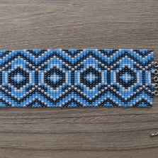 Браслет из бисера
