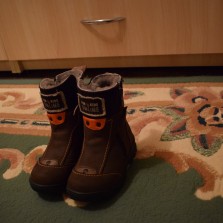 Продаю обувь зима на мальчика