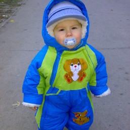 Продаю детский зимний комбинезон