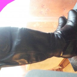 сапоги и босоножки в хорошем состоянии