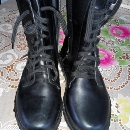 Берцы кожаные.Зимние.