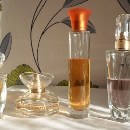 Новогодние скидки Avon