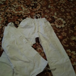 Кимоно 5-6 лет в отличном состоянии