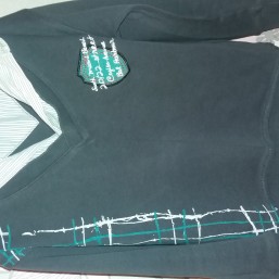 Кофточки в отличном состоянии на мальчика 4-6 лет